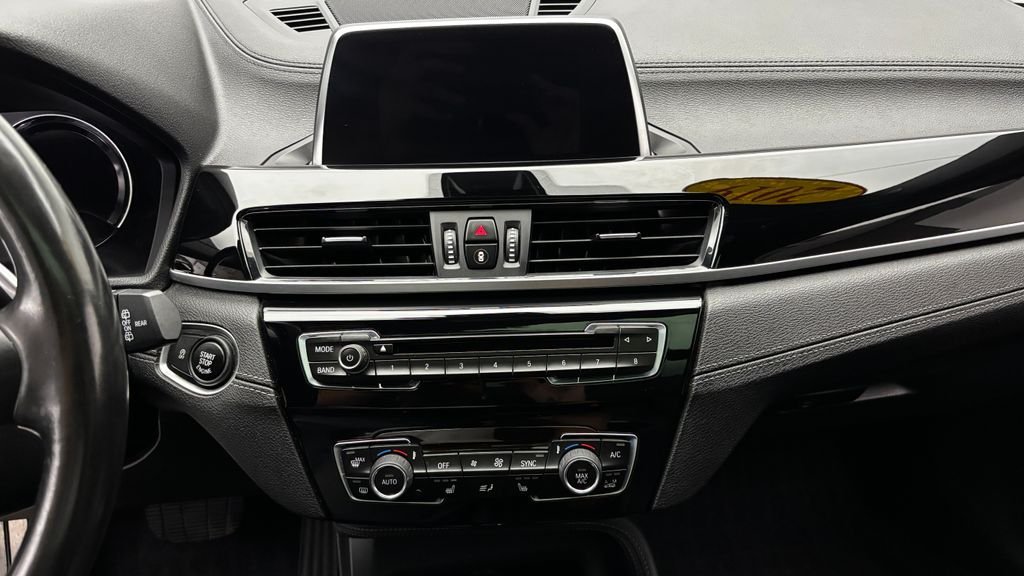 Used 2019 Gray BMW xDrive28i image 20