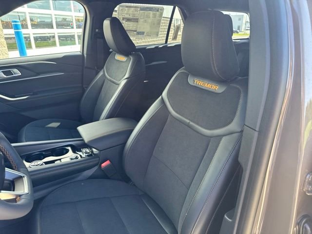 New 2027 Gray Ford Tremor image 15