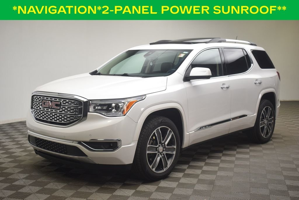 Used 2019 White Frost Tricoat GMC Denali image 3