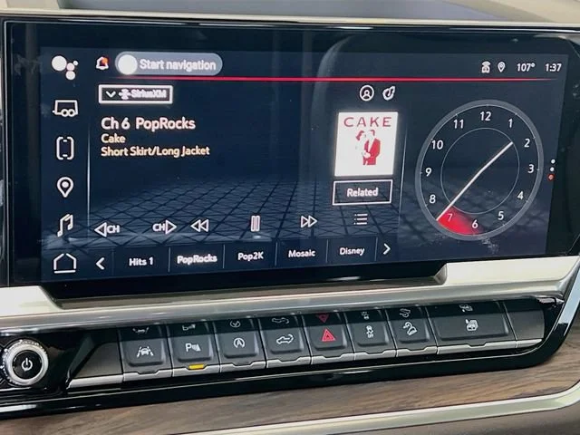 2026 GMC Sierra 1500 SLT - Photo 10