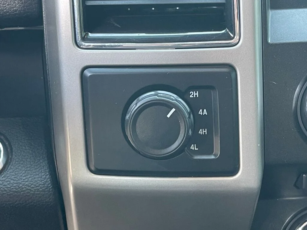 Used 2018 Shadow Black Ford LARIAT image 13