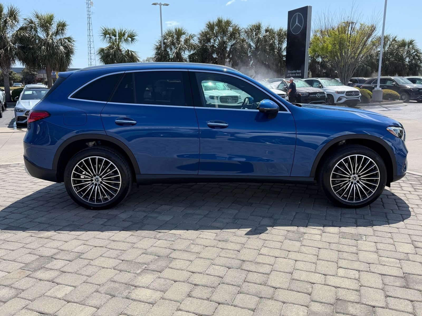 New 2026 Starling Blue Metallic Mercedes-Benz GLC 300 image 7