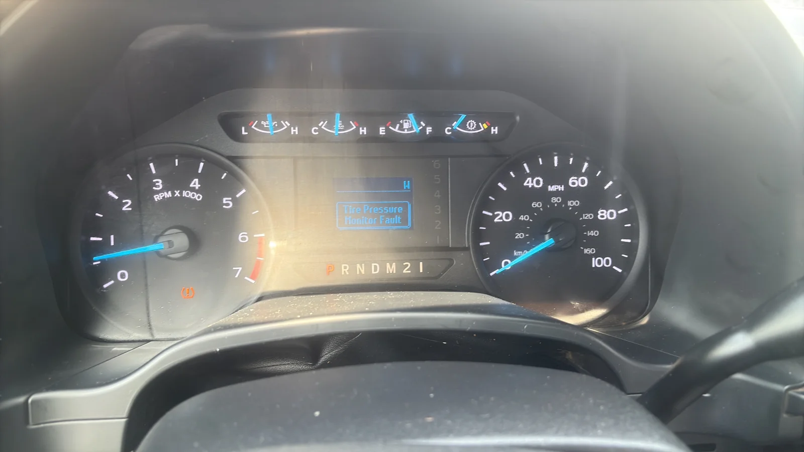 Used 2018 White Ford XL image 15
