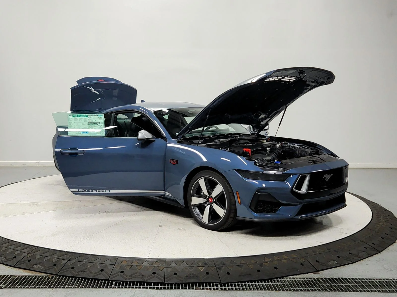 2025 Ford Mustang GT Premium Fastback - Photo 9