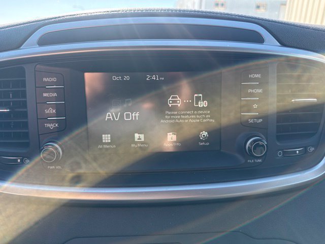 Used 2019 Silver Kia S image 2