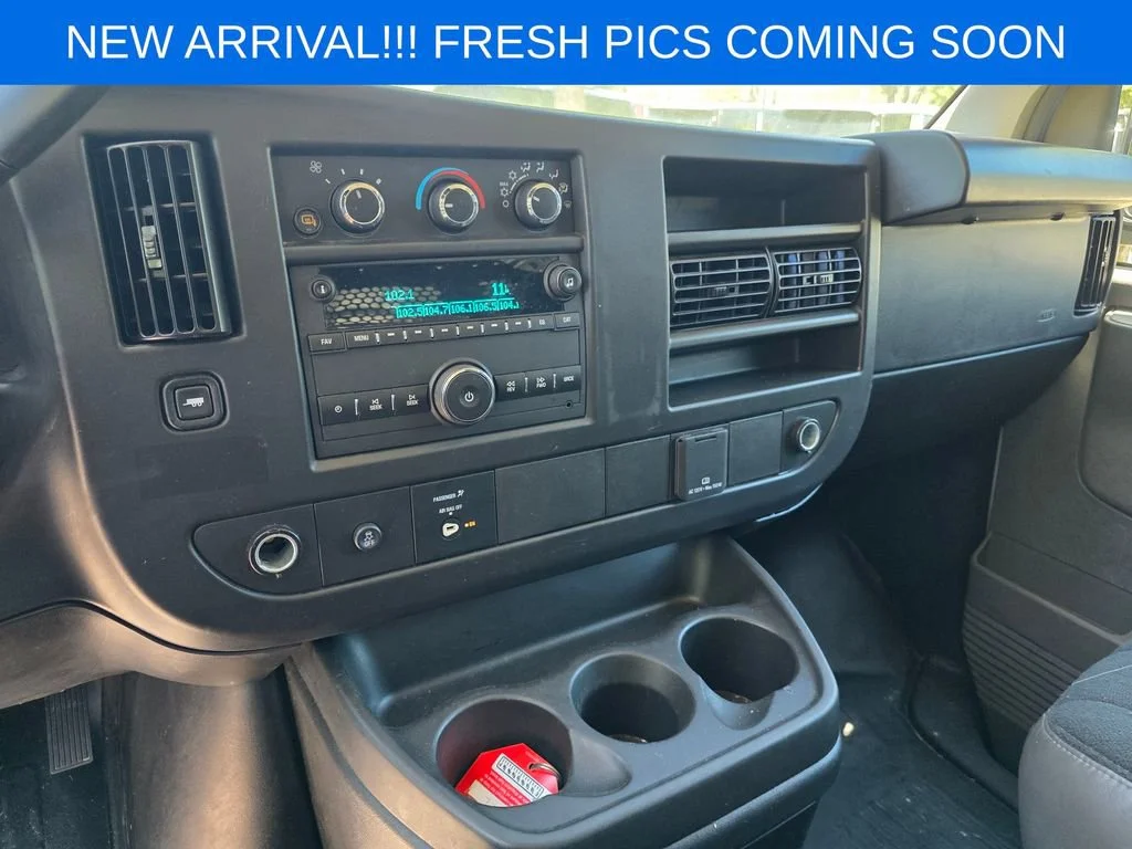 Used 2024 Summit White Chevrolet WT image 10