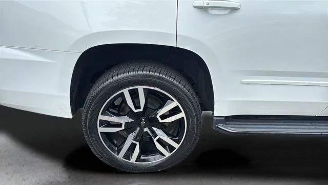 Used 2019 White Chevrolet Premier image 40