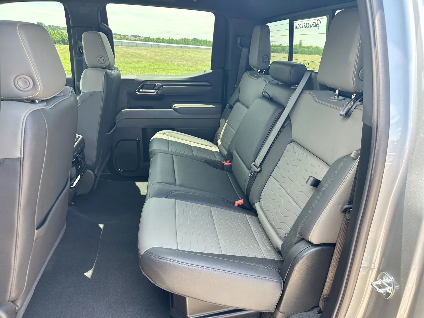 Used 2024 Sterling Gray Metallic Chevrolet ZR2 image 23