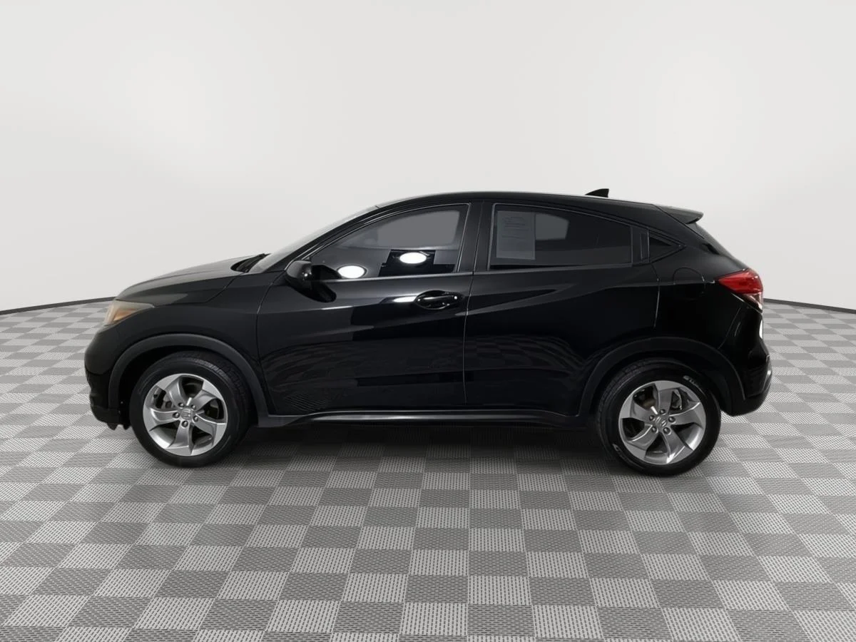 Used 2018 Crystal Black Pearl Honda LX image 7