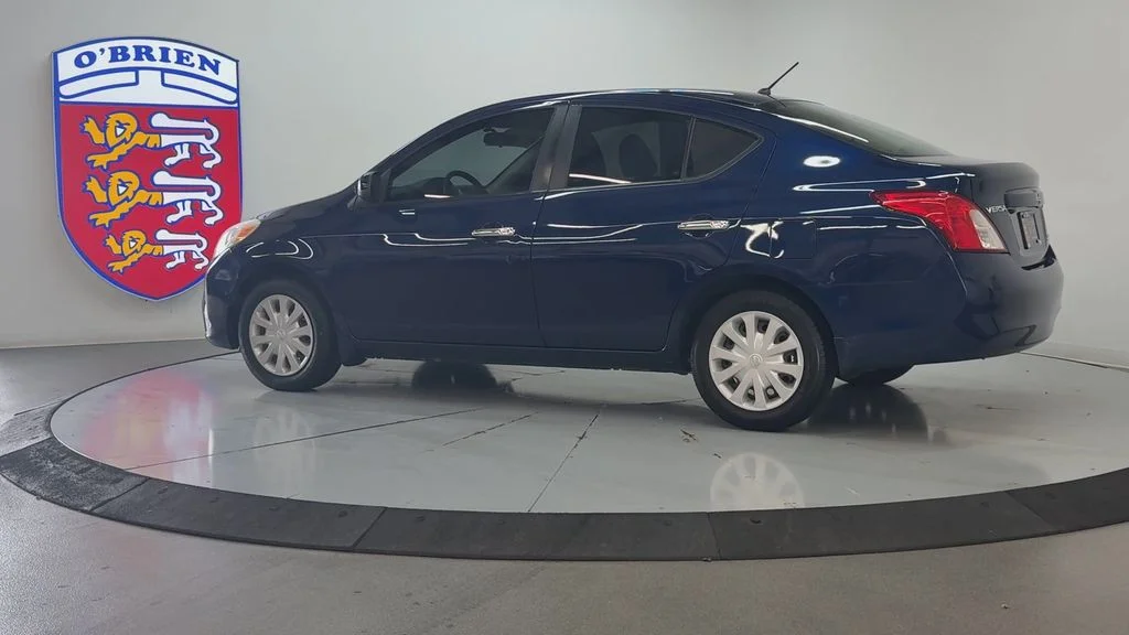 Used 2012 Blue Onyx Metallic Nissan 1.6 SV image 7