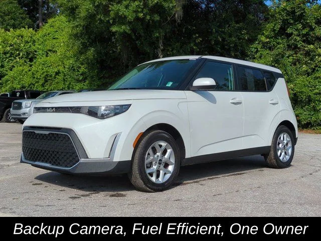 2025 Kia Soul 2.0L LX IVT's photo