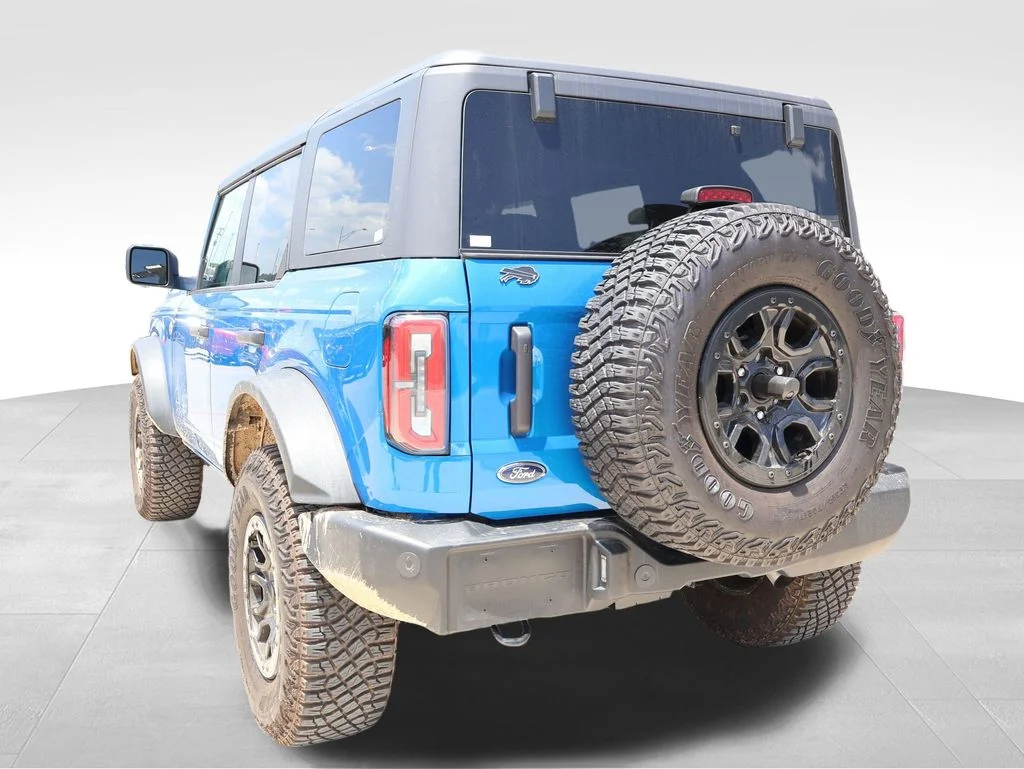 Used 2024 Blue Metallic Ford Wildtrak image 22