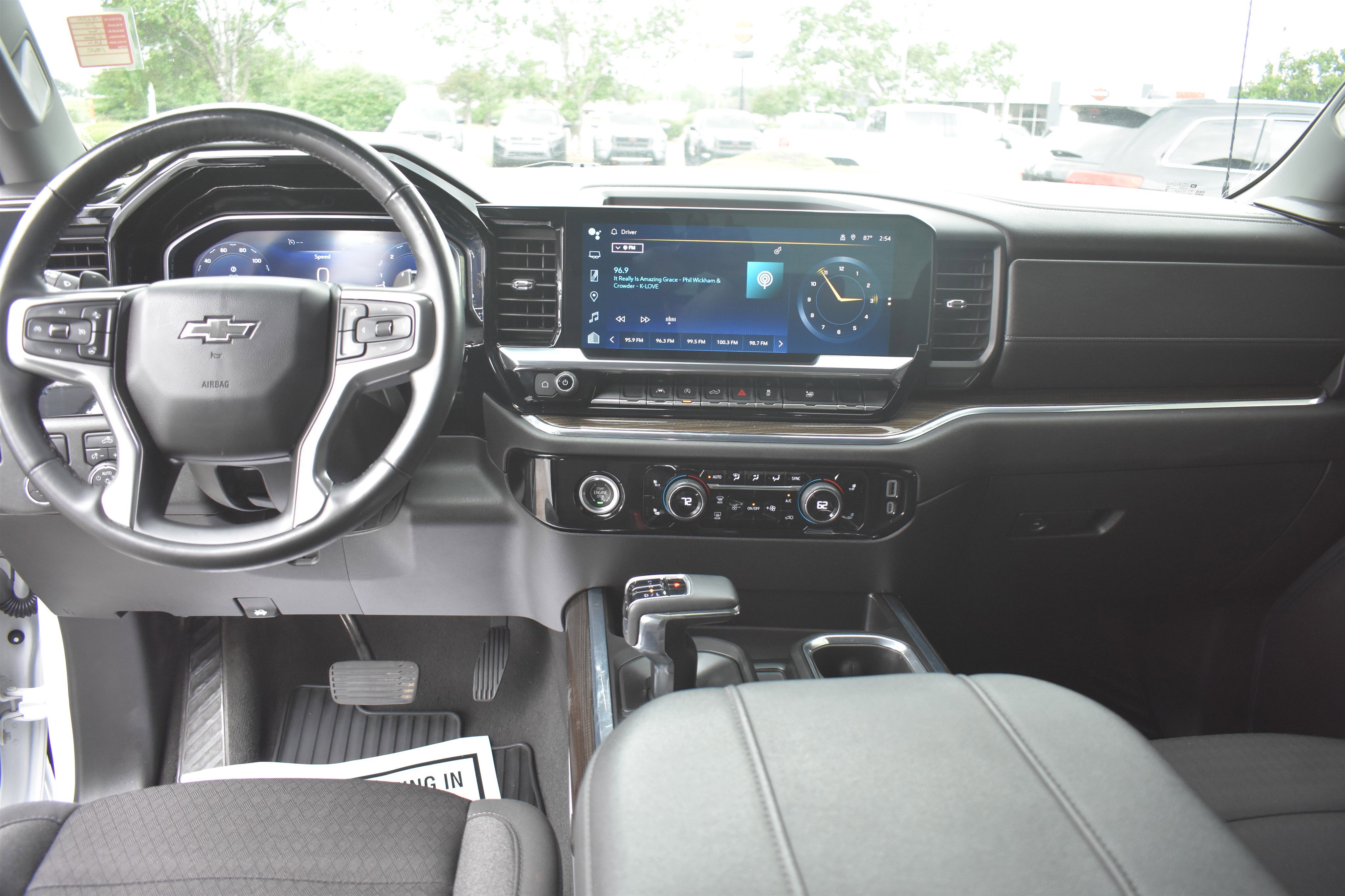 Used 2024 Summit White Chevrolet RST image 19