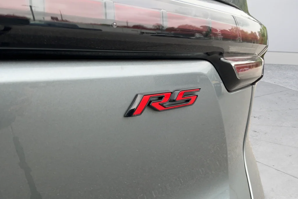 Used 2024 Gray Chevrolet RS image 29