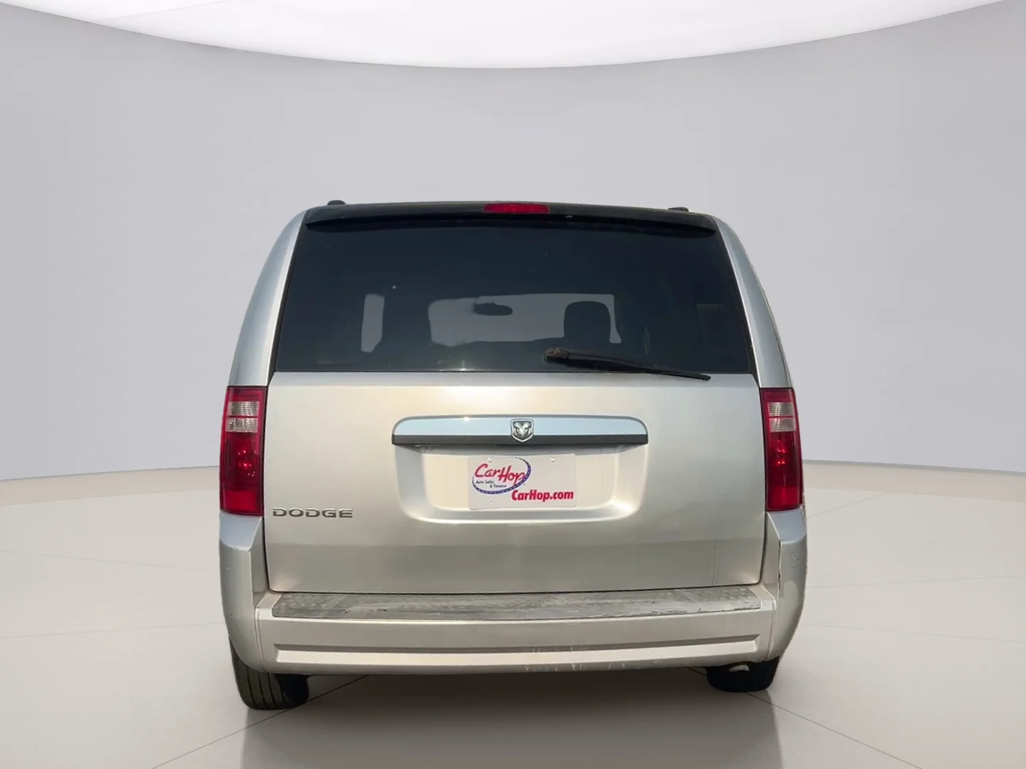Used 2010 Silver Dodge SXT image 4