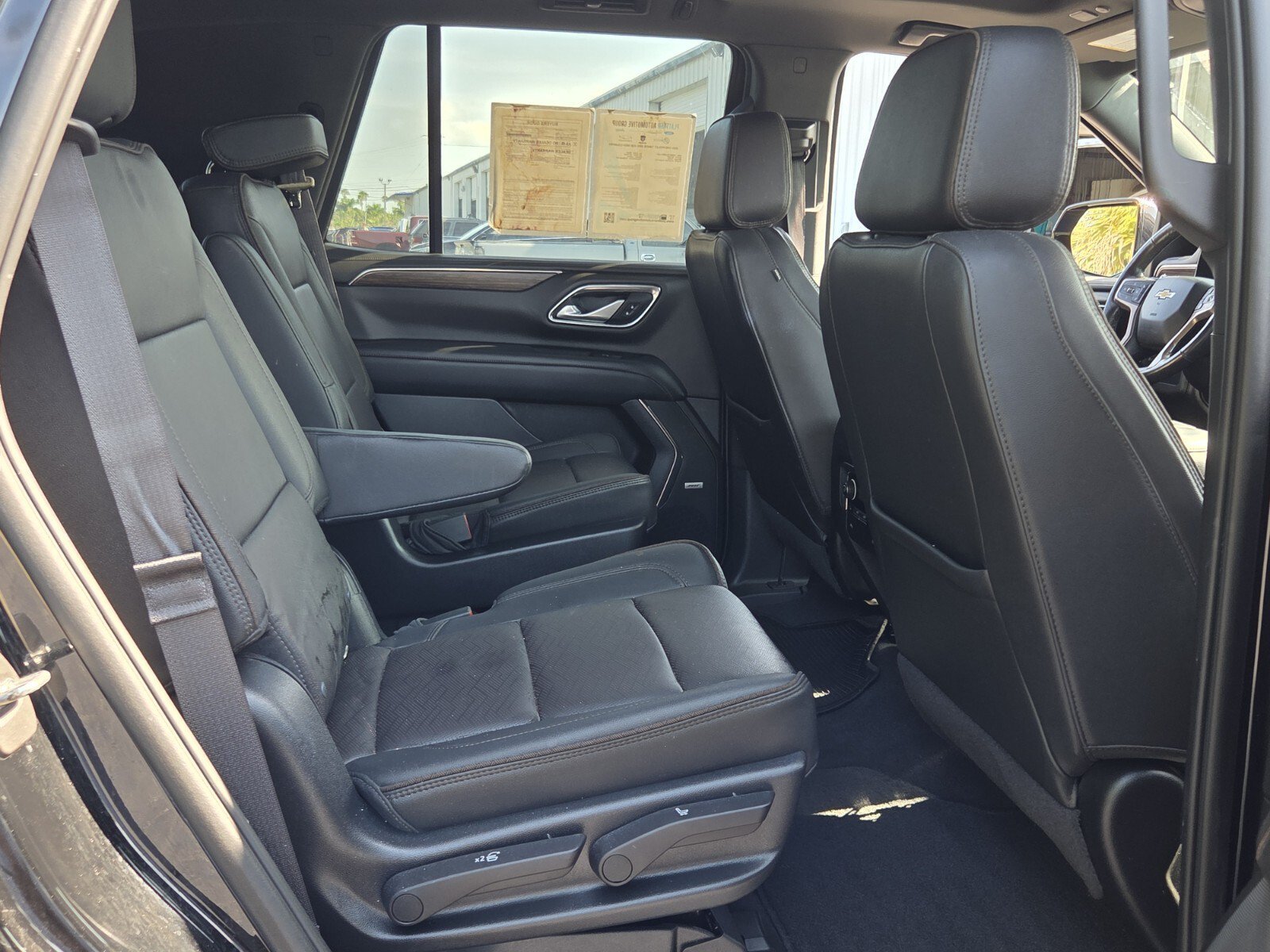 Used 2022 Black Chevrolet High Country image 16