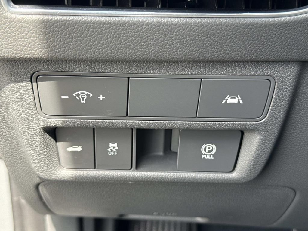 Used 2020 Gray Hyundai SEL Plus image 41