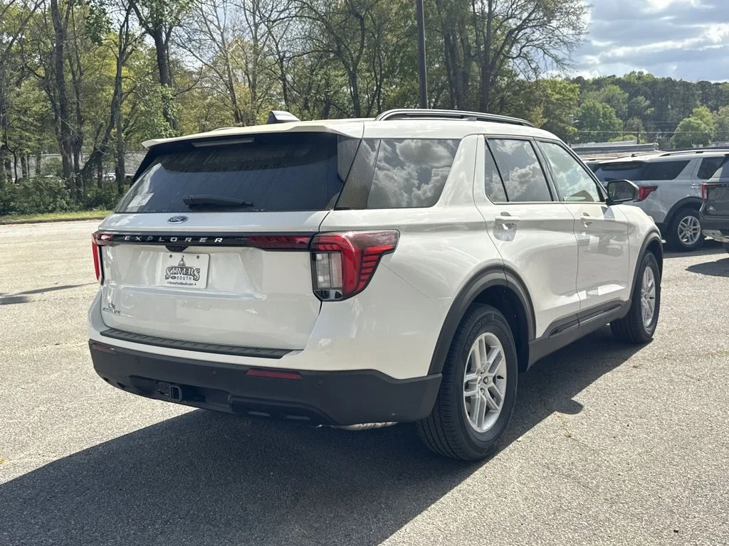 New 2026 White Ford Active image 7