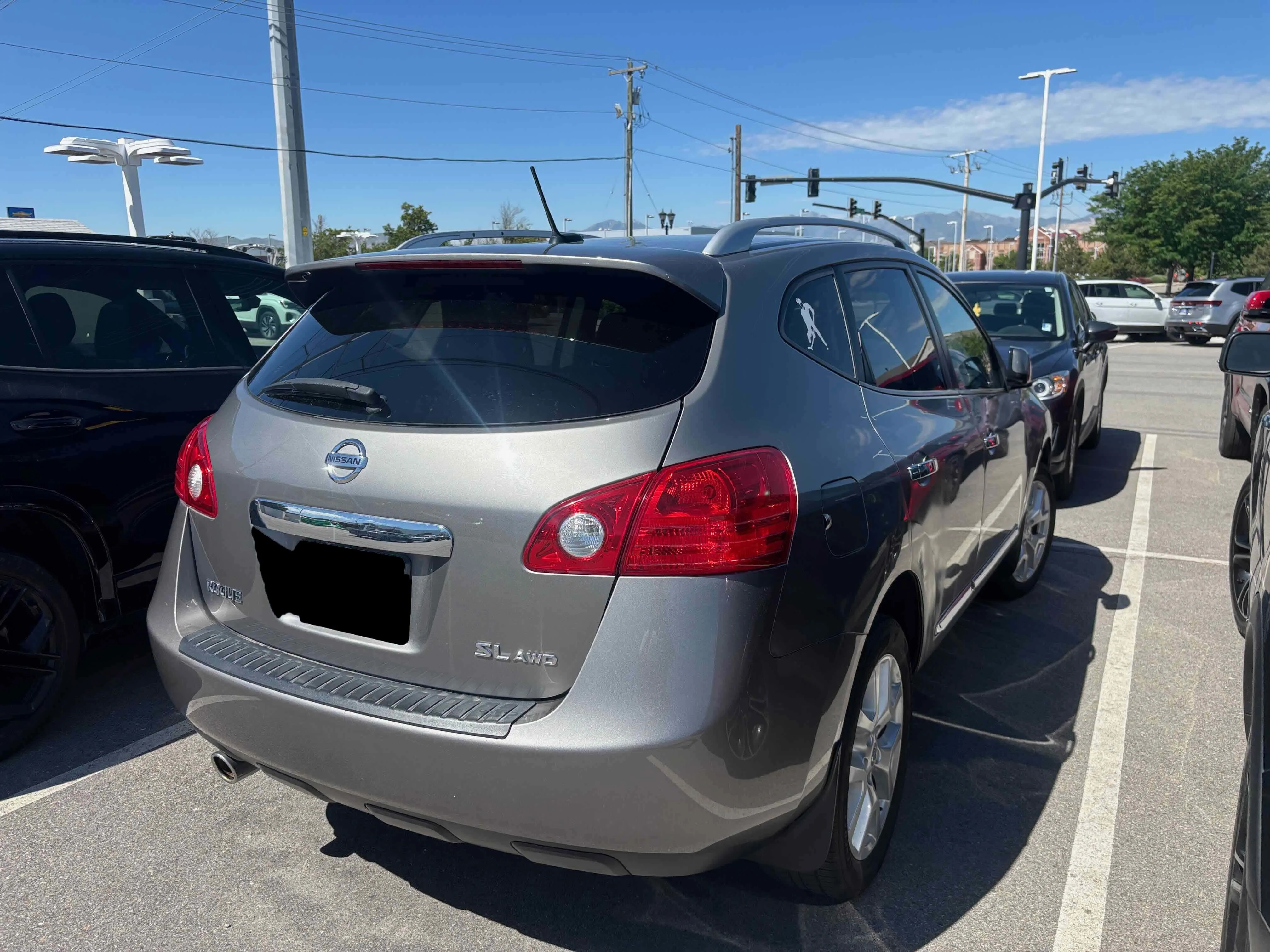 Used 2012 Platinum Graphite Nissan SL image 4