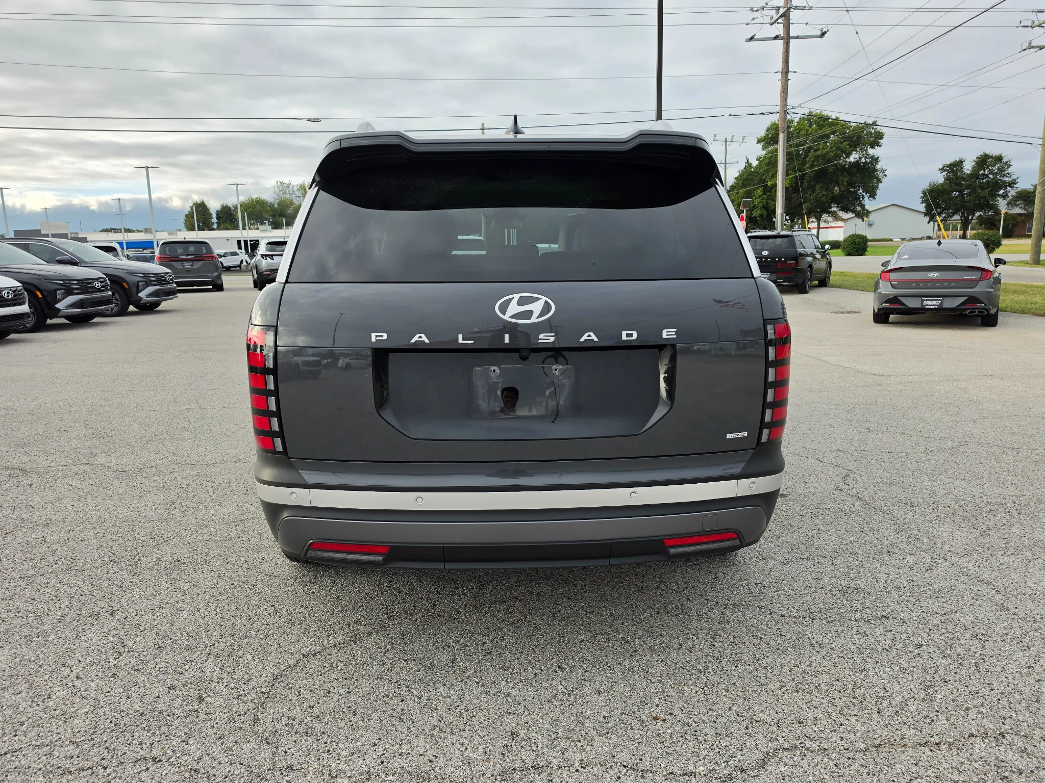 Used 2026 Ecotronic Gray Pearl Hyundai SEL 7P image 7