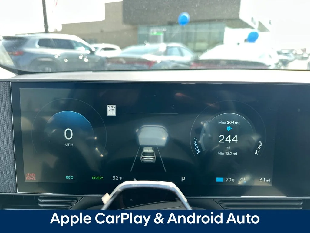 New 2025 Cyber Gray Hyundai SE image 18