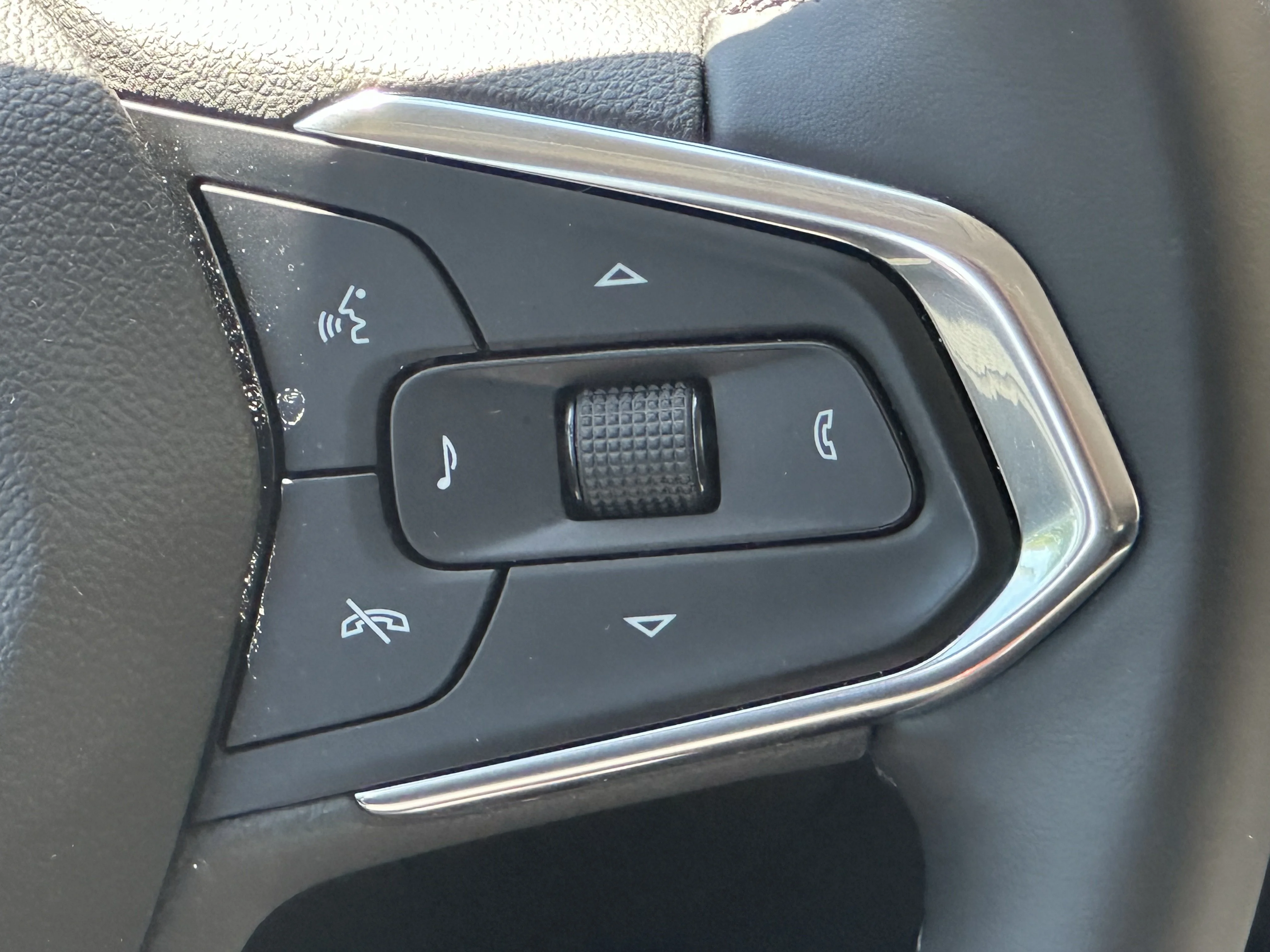 Certified Used 2026  Chevrolet LT image 13