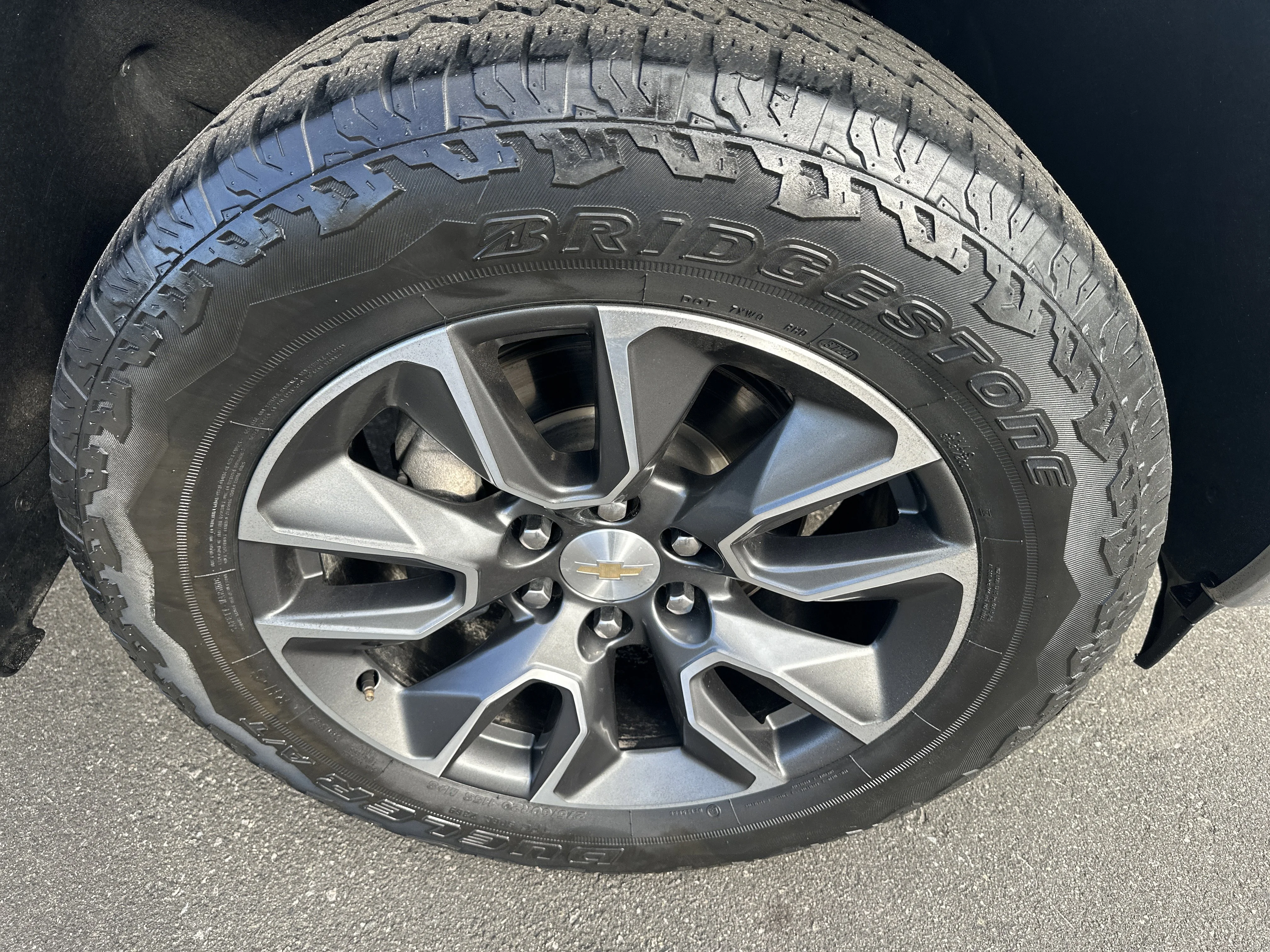 Used 2023 Sterling Gray Metallic Chevrolet LT image 31