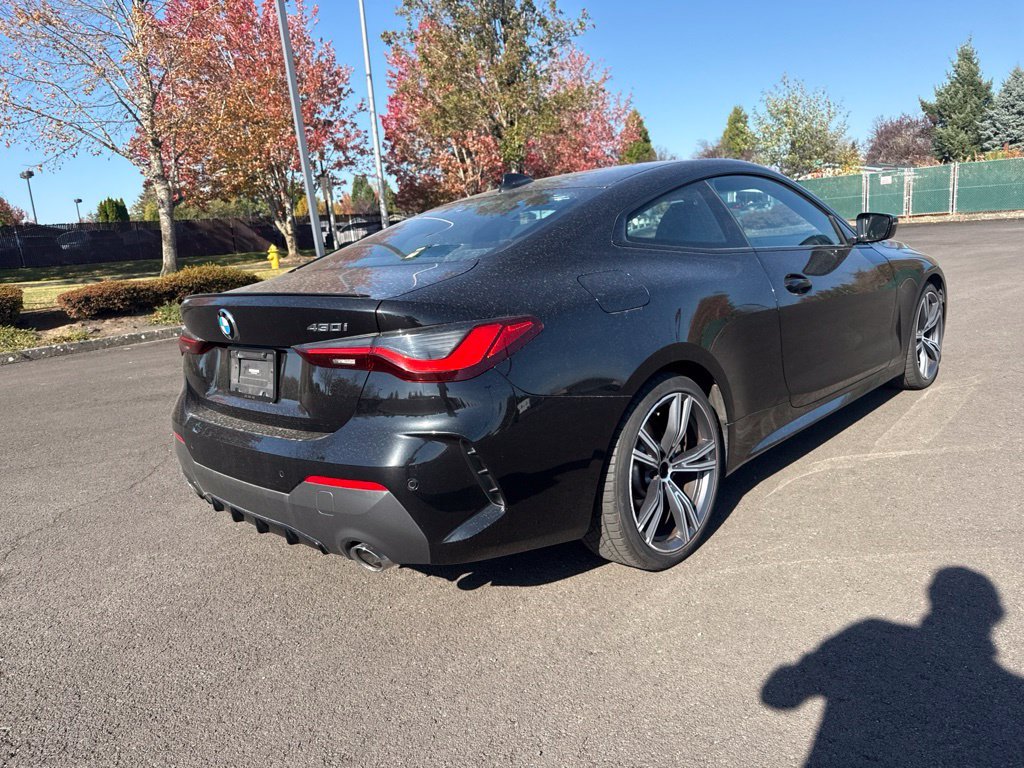 Used 2022 Black Sapphire Metallic BMW 430i xDrive image 7