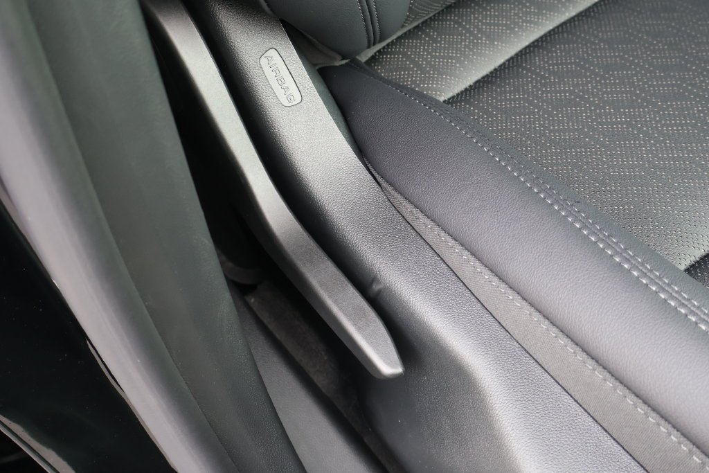 2027 Chevrolet Equinox LT - Photo 44