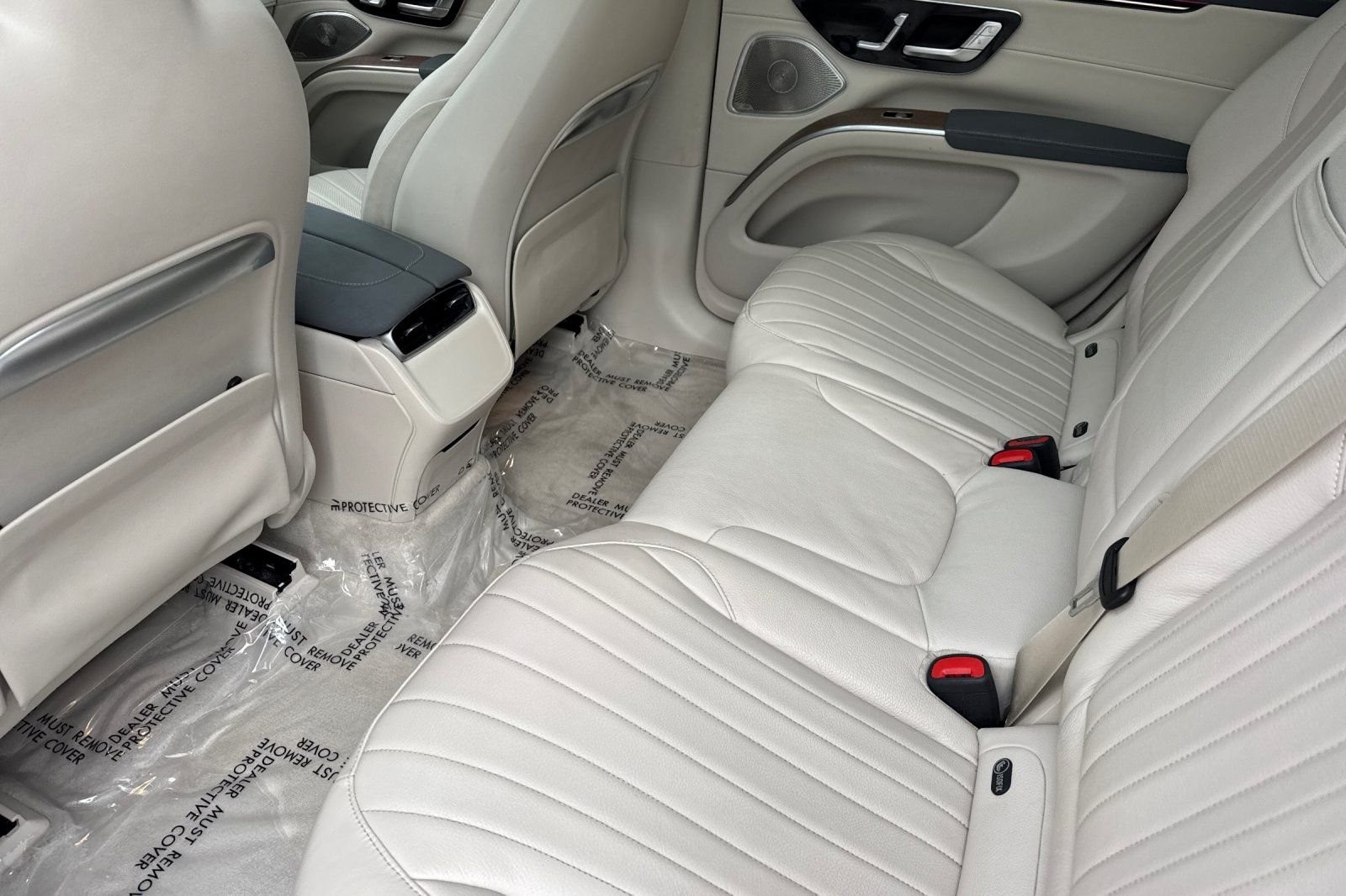 Certified Used 2024 White Mercedes-Benz 450 image 11