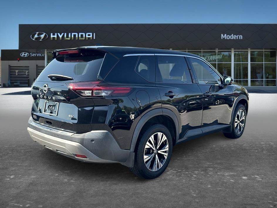 Used 2021 Super Black Nissan SV image 4
