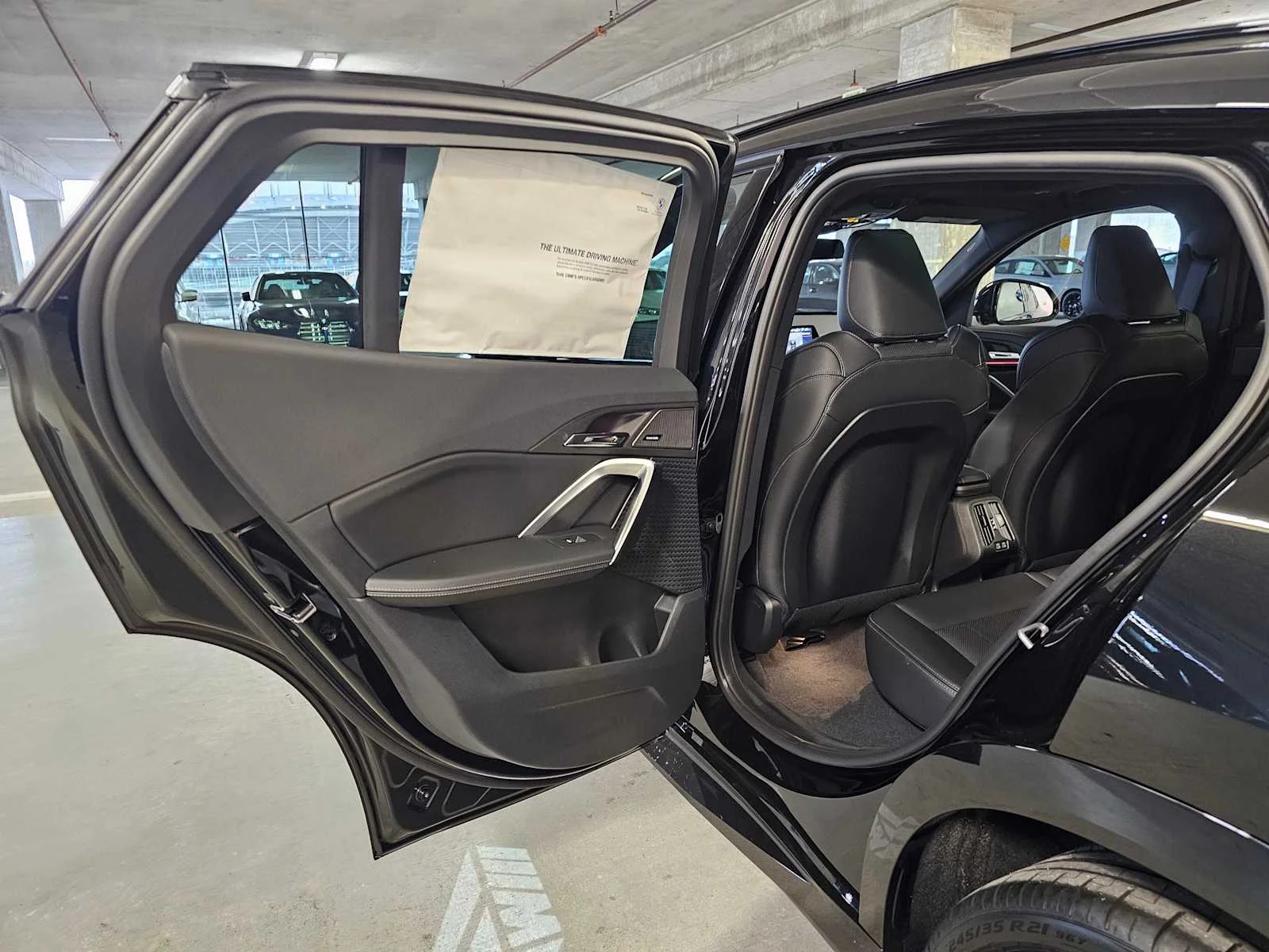 New 2026 Black Sapphire Metallic BMW xDrive28i image 34