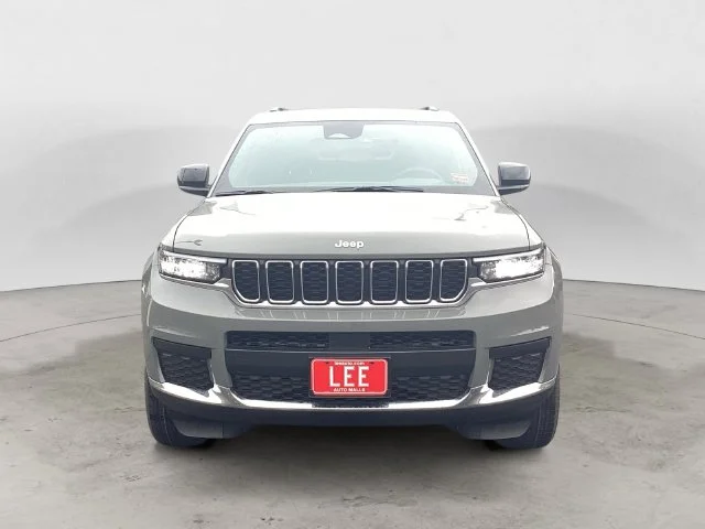 New 2027 Gray Jeep L LAREDO X 4X4 image 8