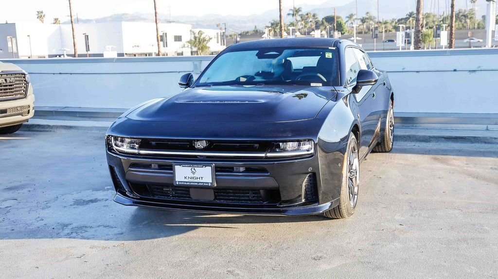 New 2026 Diamond Black Crystal Pearlcoat Dodge R/T Plus image 4