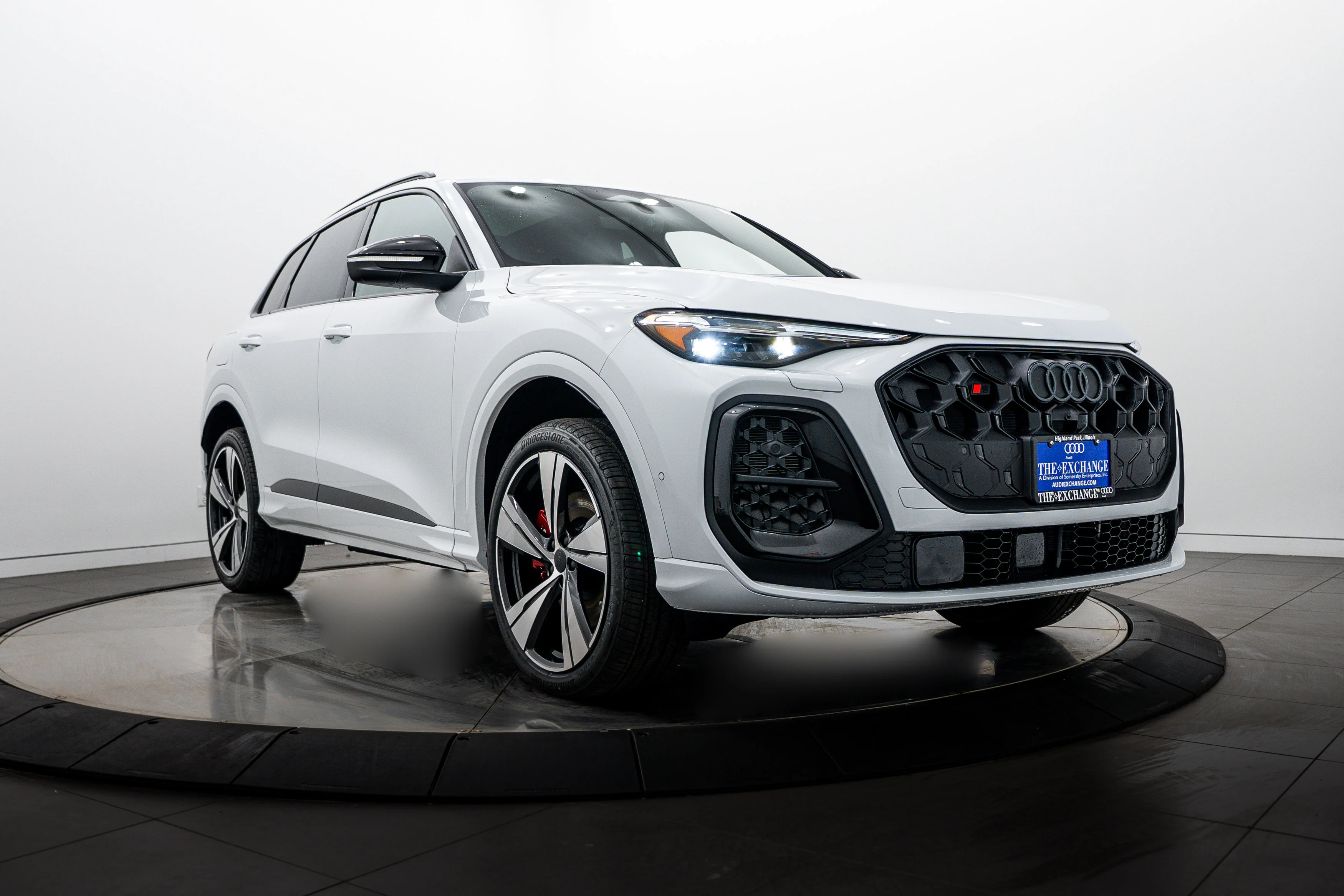 2026 Audi SQ5 Premium Plus quattro's photo