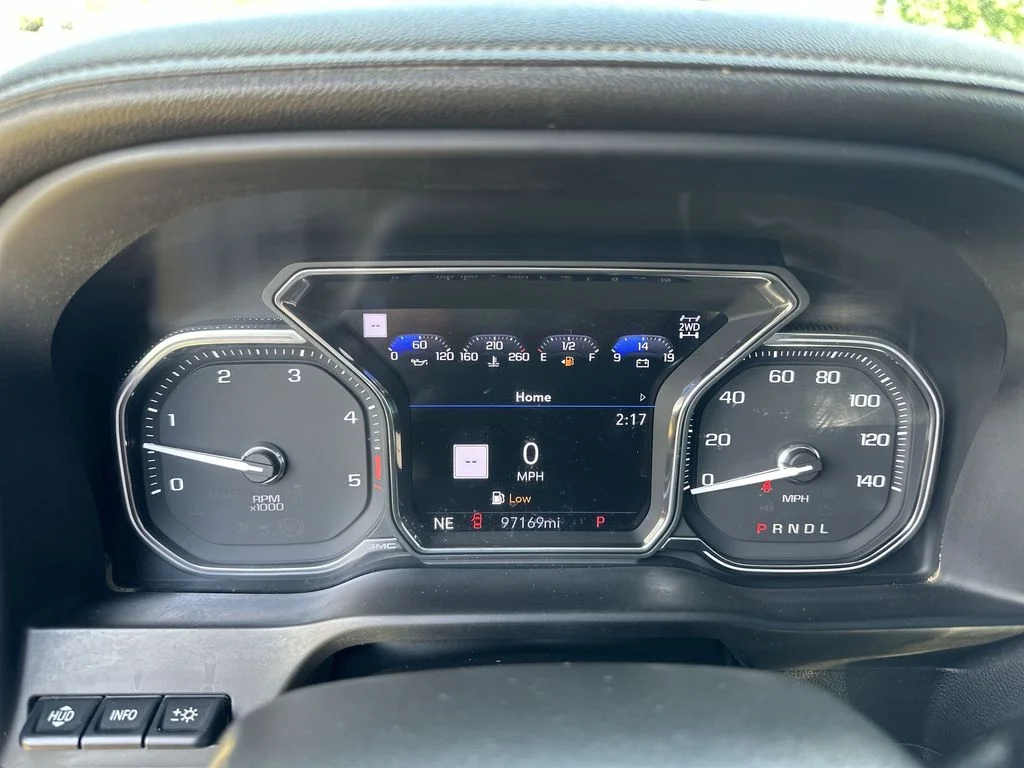 Used 2023 Black GMC Denali image 21