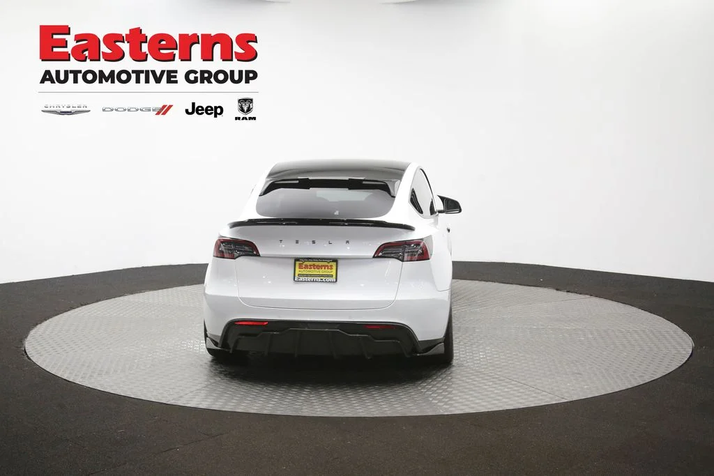 Used 2022  Tesla Performance image 34
