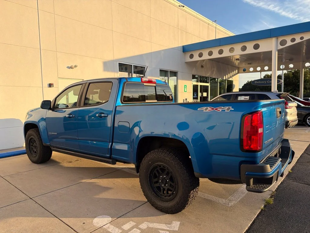 Used 2021 Blue Chevrolet LT image 10