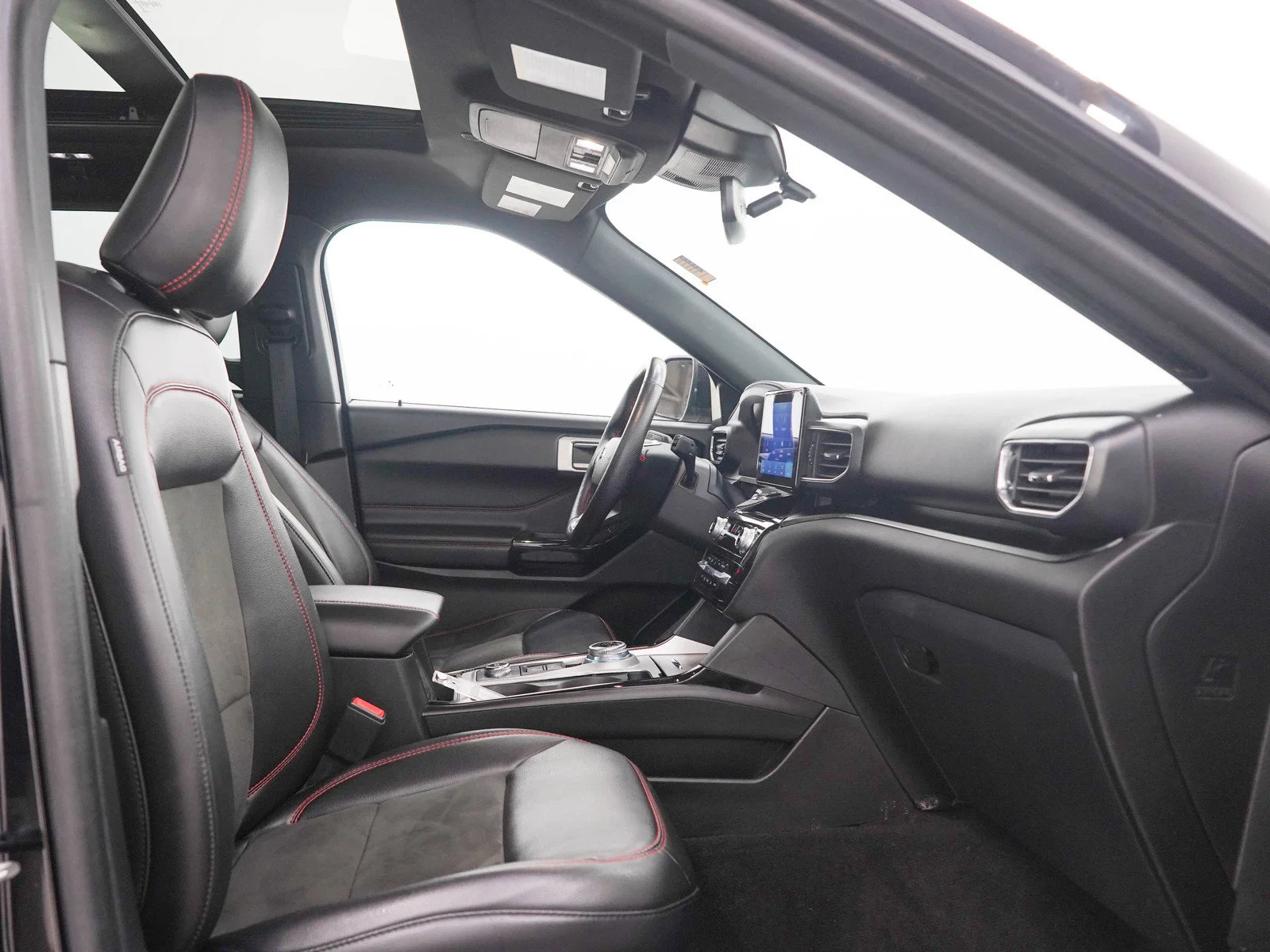 Used 2022 Black Ford ST-Line image 12