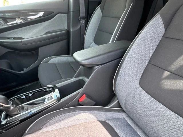 New 2026 White Chevrolet LT image 15