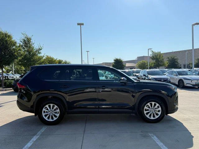 Certified Used 2024 MIDNIGHT BLACK METAL Toyota XLE image 6