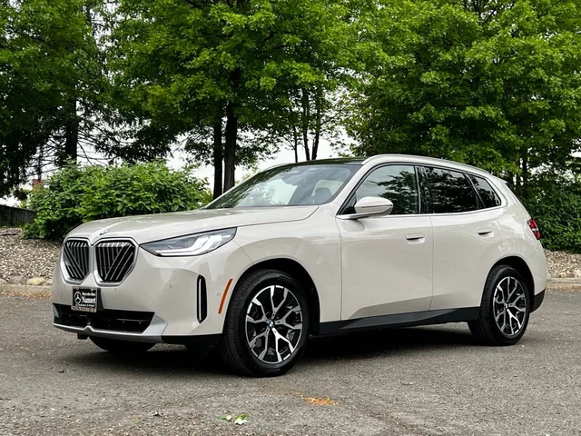 2026 BMW X3 30 XDRIVE's photo
