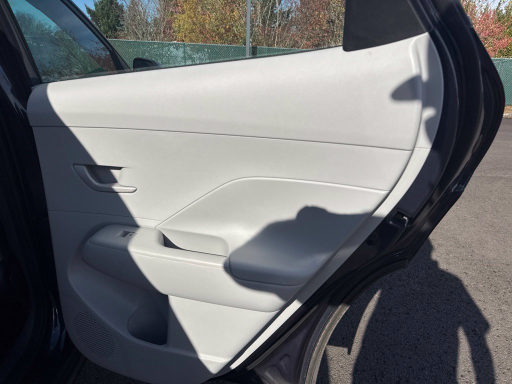 Used 2024 Denim Blue Pearl Hyundai SE image 21