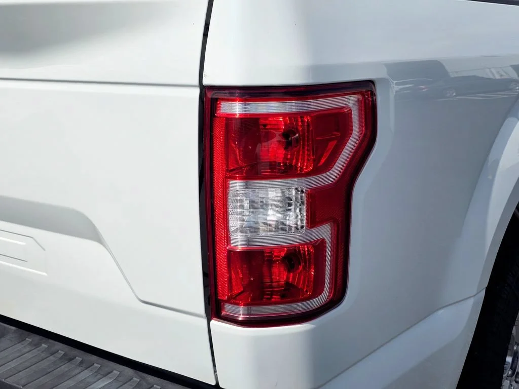 Used 2020 Oxford White Ford XL image 10