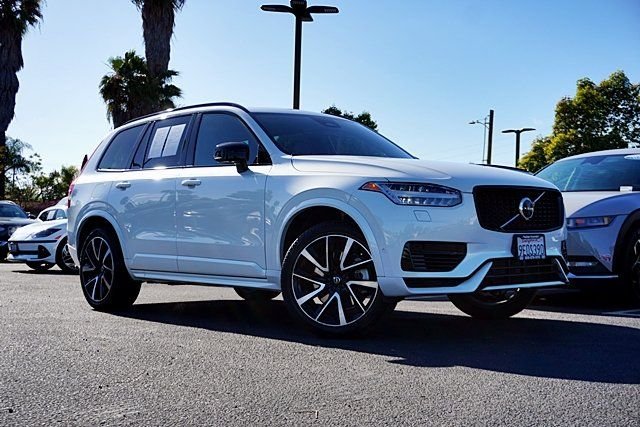2023 Volvo XC90 T8 Recharge Plus Dark Theme 7-Seater 4WD's photo