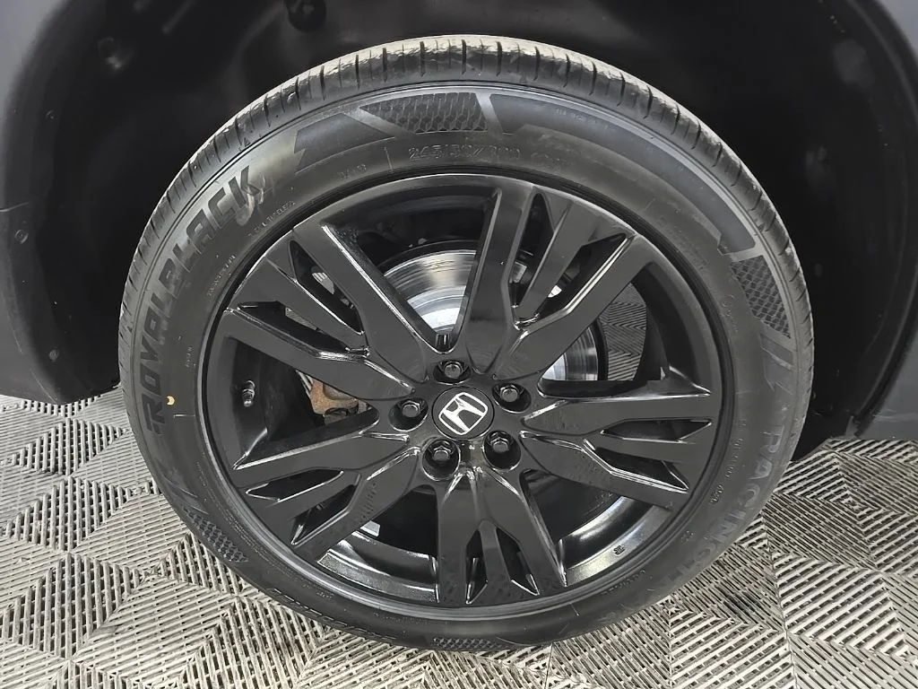 Used 2022 Gray Honda Special Edition image 14