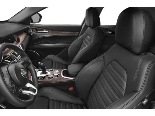 Used 2023 Alfa Rosso Alfa Romeo Ti image 12
