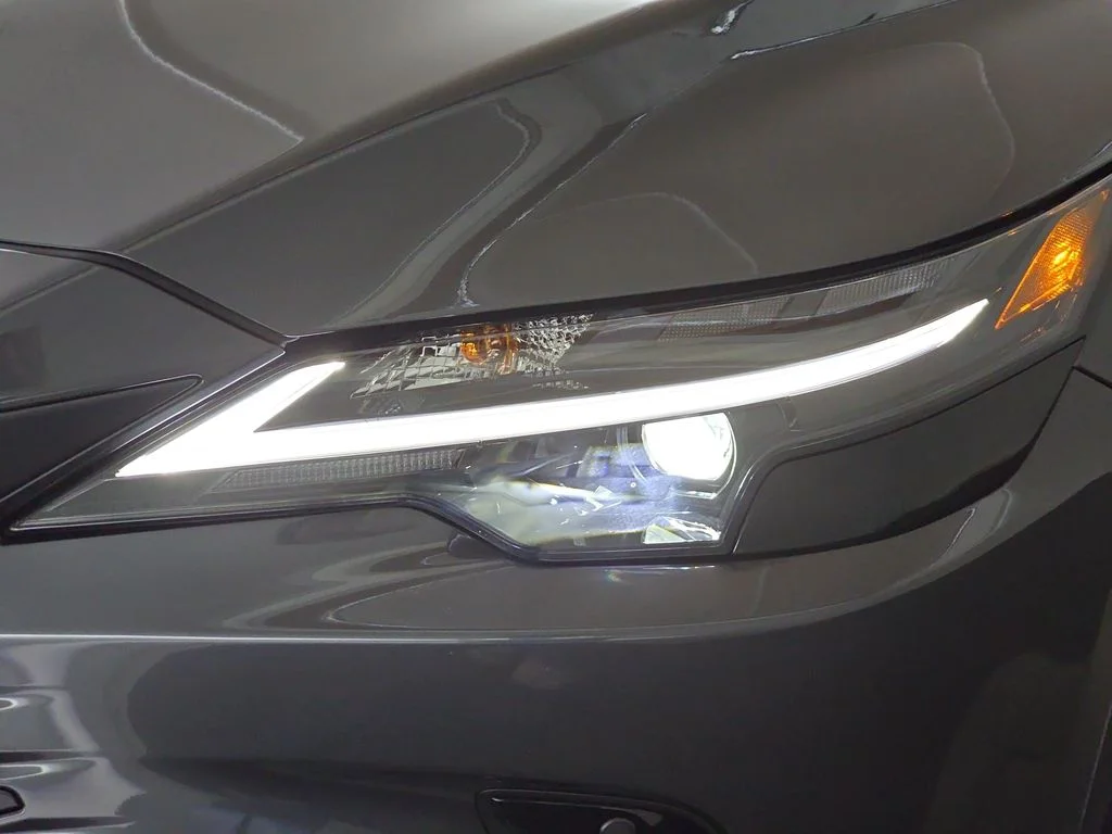 New 2026 Cloudburst Gray Lexus PREMIUM image 29