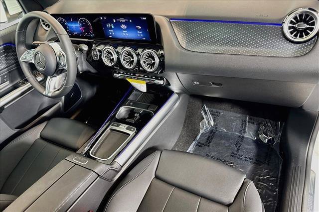 New 2026 Polar White Mercedes-Benz GLA 250 image 57