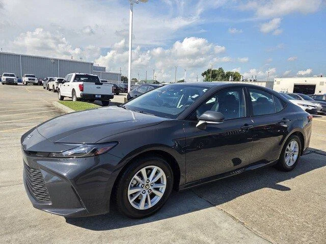 Used 2025 Midnight Black Metallic Toyota LE image 9
